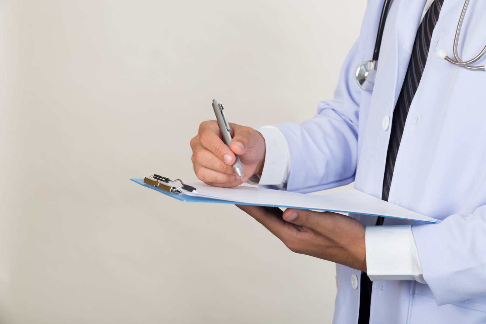 Teste IPSS: descubra se seus sintomas urinários são leves, moderados ou graves